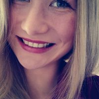 Nina Moenikes's Photo