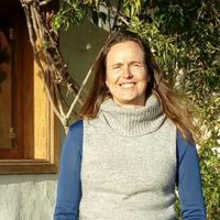 silvia polls's Photo