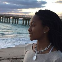 Ebonie Little的照片