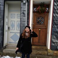 Yuliana Chavdar的照片