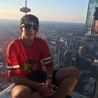 Artem Tirabian的照片