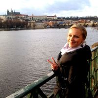 Nikola Holeszova的照片