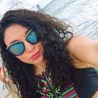 Karina Bernal's Photo