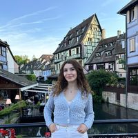 Büşra Gürler's Photo