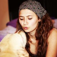 Hande Yavuz的照片