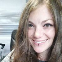 Deborah Azzopardi的照片