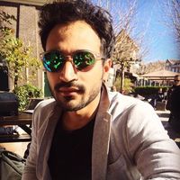 Shishir Kapoor的照片