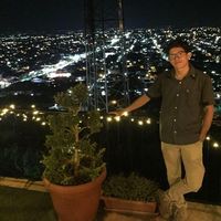 Emanuel Hernández的照片