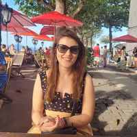 Livia Guimarães's Photo