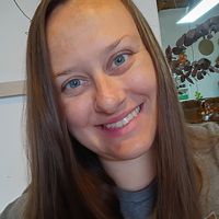 Merecia Lewis的照片