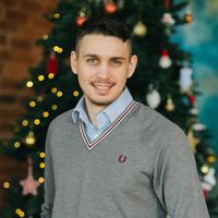 Denis Avkhachov的照片