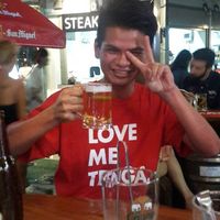 Chikatsune Hokama的照片