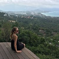 Julia Emilia's Photo