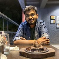 Aditya Hajari的照片