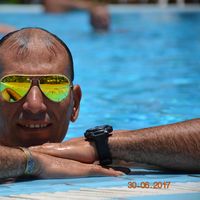 Mohamed Elghobary的照片