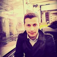 Fotos de Ahmet Karakoç