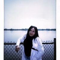 Elizabeth Manriquez's Photo