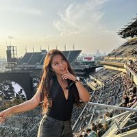 Devora Omirtay's Photo