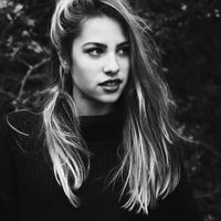 Yuliya Lapshyna's Photo