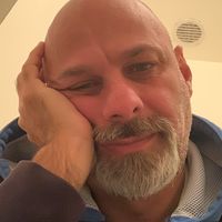 Eugene  Achkar's Photo