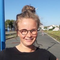 Geneviève Paris's Photo