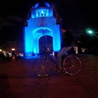 Karlos Bofill的照片