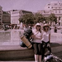 Alice and Rachel Harper-Wilkins的照片