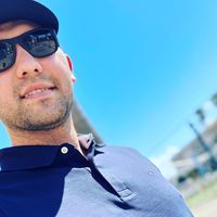 Oraz  Merdanogly的照片