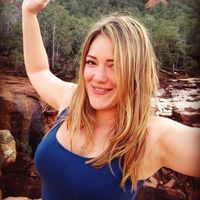 Fotos von Teddy April Ceuppen