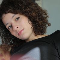 Zineb Benkania的照片