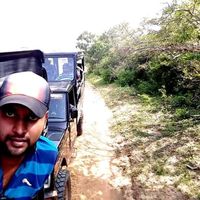 Hussey Gunawardane's Photo