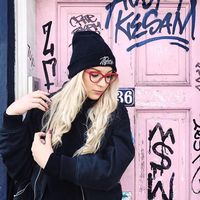 Andrea Zelenakova的照片