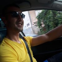 Ivan Gelevski的照片