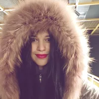 Ester Tvauri的照片