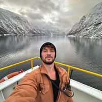 Evgenii Khodakovskii的照片