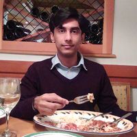 Bibrak Qamar的照片