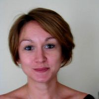 Caitlin Stevens的照片