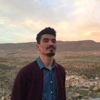 Achouri Azmi的照片