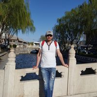 Tobias Artmann's Photo