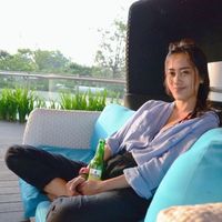 Nuke Putriyanti的照片