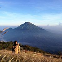 Pinnada Suradijaya's Photo