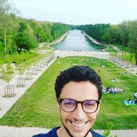 Yahya Harrathi的照片