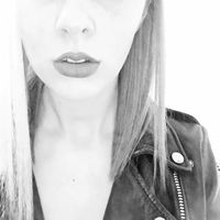 Szandra Ráski's Photo