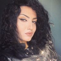 Kamola Khodzhibaeva的照片