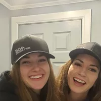 Ariel Lawley的照片