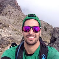 Luis Montoya的照片