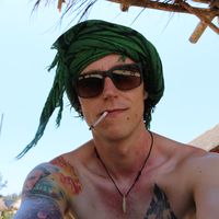 Dom Cravallo的照片