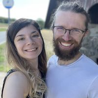 Ella and Johny Samankovi's Photo