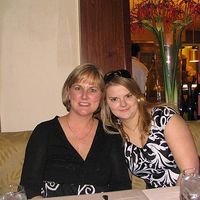 Lindsey Warnck's Photo