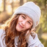 Elena Nikolova的照片